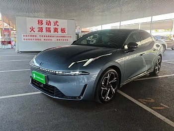 Lynk & Co 07 EM-P 2024 EM-P 126 long battery life Ultra купить по цене 3 139 279 ₽  на сайте DeffCars