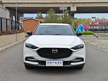 Mazda CX-4 2021 2.0L automatic two-wheel drive blue sky vitality version купить по цене 2 119 304 ₽  на сайте DeffCars