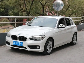 BMW 1 Series 2017 118i Sports купить на сайте DeffCars