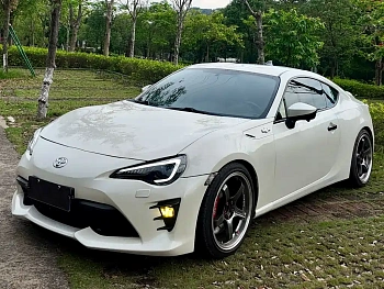 Toyota 86 2013 2.0L automatic luxury model купить на сайте DeffCars
