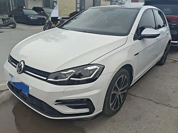 Golf 2020 Beloved Edition 280TSI DSG R-Line купить по цене 1 837 450 ₽  на сайте DeffCars