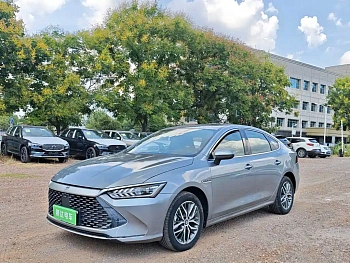 Qin PLUS 2023 Champion Edition DM-i 120KM Excellent Model купить по цене 1 819 404 ₽  на сайте DeffCars