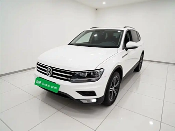 Tiguan L 2021 330TSI automatic two-wheel drive comfort version купить на сайте DeffCars