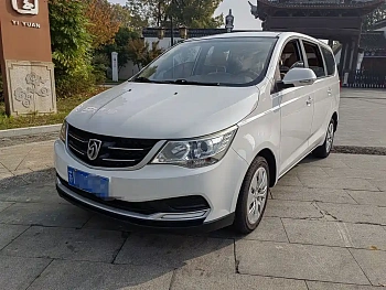 Baojun 730 2016 1.5L manual comfort type 7 seats National V купить на сайте DeffCars