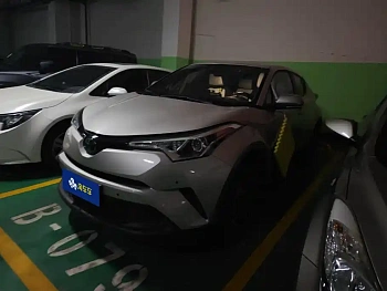 Toyota C-HR 2020 2.0L Comfort Edition купить по цене 2 148 243 ₽  на сайте DeffCars