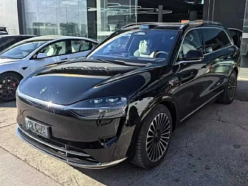 Wenjie M9 2025 extended range Ultra version 52kWh 5-seat version (192-line lidar) купить на сайте DeffCars