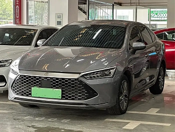 Qin PLUS 2021 DM-i 120KM Premium купить по цене 1 793 543 ₽  на сайте DeffCars