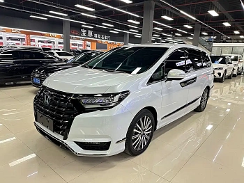Alison 2024 2.0L e:HEV Deluxe Edition купить на сайте DeffCars