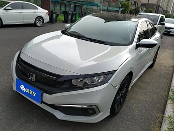 Civic 2019 220TURBO CVT Powerful Edition Guo VI купить по цене 1 981 879 ₽  на сайте DeffCars