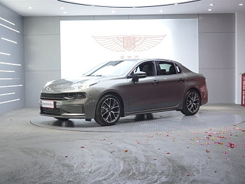 Lynk & Co 03 2021 1.5TD DCT Champion Edition купить по цене 1 829 581 ₽  на сайте DeffCars