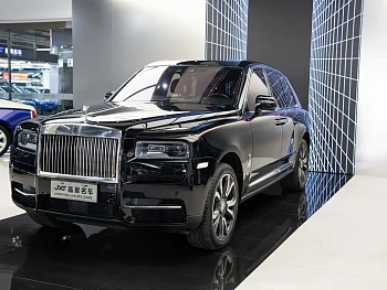 Cullinan 2018 four-seat version купить на сайте DeffCars