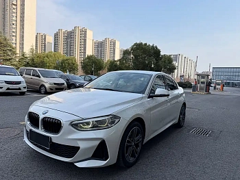BMW 1 Series 2021 120i M Sports Edition купить на сайте DeffCars