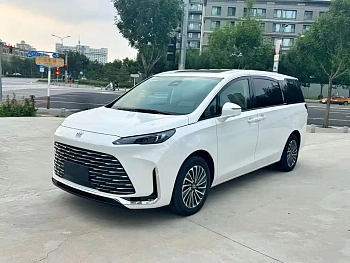 Buick GL8 New Energy 2025 Lu Shang Zhixiang Edition 7 Seats купить на сайте DeffCars