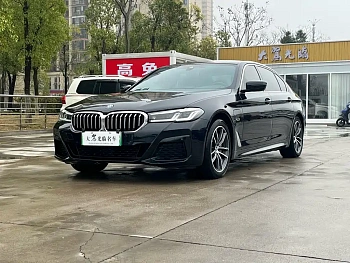 BMW 5 Series New Energy 2022 535Le M Sports Package купить на сайте DeffCars
