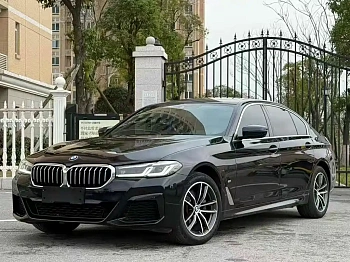BMW 5 Series 2022 525Li M Sports Package купить на сайте DeffCars