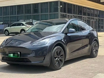 Model Y 2024 rear-wheel drive version купить на сайте DeffCars