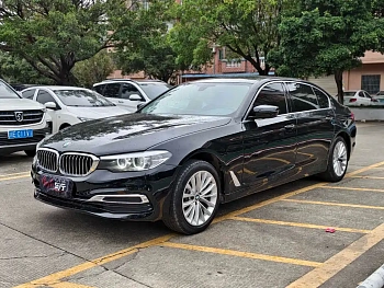 BMW 5 Series 2018 Facelift 530Li Leading Luxury Package купить на сайте DeffCars
