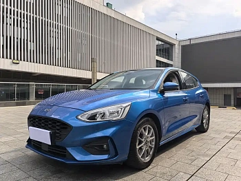 Focus 2020 hatchback EcoBoost 180 automatic trendy купить по цене 1 828 672 ₽  на сайте DeffCars