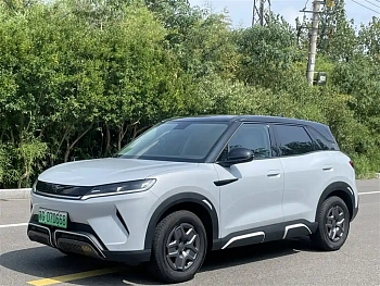 Yuan UP 2024 401KM Vital Edition купить по цене 2 169 327 ₽  на сайте DeffCars