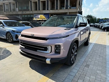 Geely ICON 2023 1.5TD Chocolate Alcohol Edition купить по цене 1 970 685 ₽  на сайте DeffCars