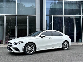 Mercedes-Benz A-Class 2022 A 200 L sports sedan fashion model купить по цене 2 262 645 ₽  на сайте DeffCars
