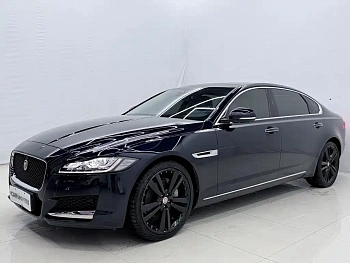 Jaguar XFL 2021 XFL 2.0T P250 four-wheel drive obsidian sports version купить на сайте DeffCars