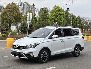 Changan Auchan A800 2018 1.6L manual smart network model купить на сайте DeffCars
