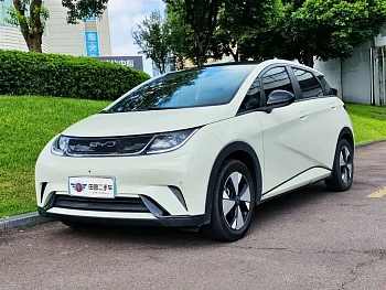 Dolphin 2023 420km Free Edition купить по цене 2 017 180 ₽  на сайте DeffCars