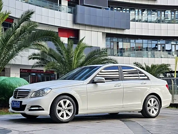 Mercedes-Benz C-Class 2013 C 180 CGI Classic купить на сайте DeffCars