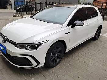 Golf 2021 280TSI DSG R-Line купить по цене 2 117 950 ₽  на сайте DeffCars