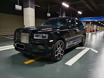 Cullinan 2024 Black Badge купить на сайте DeffCars