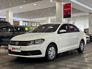 Santana 2016 1.6L Manual Fashion Edition купить на сайте DeffCars