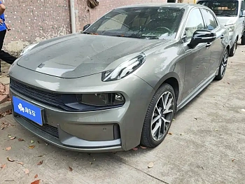 Lynk & Co 03 2021 1.5TD DCT Champion Edition купить по цене 1 773 000 ₽  на сайте DeffCars