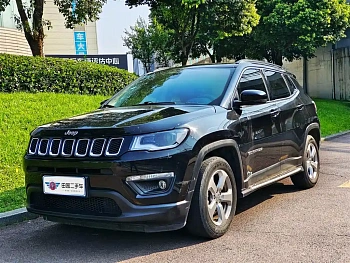 Compass 2019 220T Automatic Happy Edition купить по цене 1 824 554 ₽  на сайте DeffCars