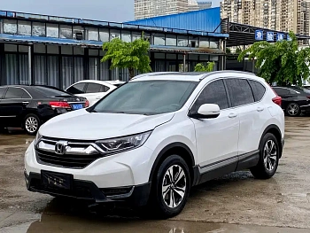 Honda CR-V 2019 Racing Edition Plus 240TURBO CVT Two-wheel Drive Fashion Edition Guo VI купить по цене 2 233 740 ₽  на сайте DeffCars