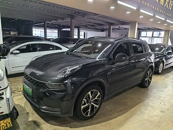 Lynk & Co 01 EM-P 2022 model 1.5TD PHEV Plus купить по цене 2 007 753 ₽  на сайте DeffCars