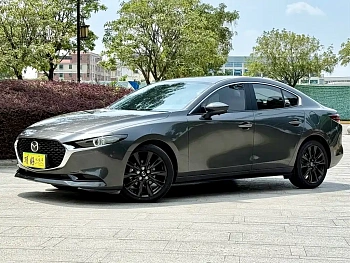Mazda 3 Anksela 2022 2.0L Automatic Obsidian Edition купить по цене 2 365 410 ₽  на сайте DeffCars
