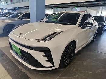 Lynk & Co 03 2025 model 1.5TD DCT Champion Edition Pro купить по цене 2 800 753 ₽  на сайте DeffCars