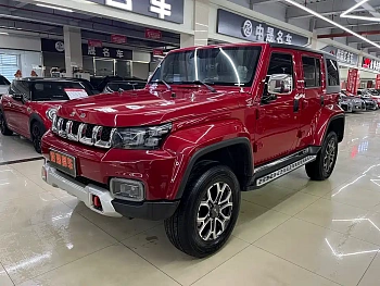 Beijing off-road BJ40 2020 2.0T automatic four-wheel drive city hunter version knight type купить на сайте DeffCars