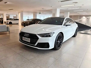Audi A7 2023 45 TFSI Premium Selection купить на сайте DeffCars