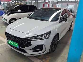 Focus 2022 hatchback EcoBoost 180 automatic ST Line купить по цене 2 277 509 ₽  на сайте DeffCars