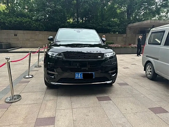 Range Rover Sport 2024 400PS Dynamic HSE купить на сайте DeffCars