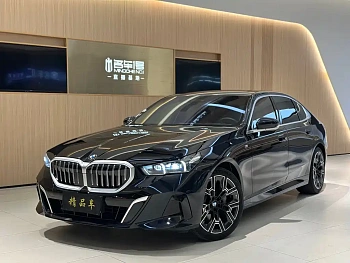 BMW 5 Series 2025 530Li Exclusive M Sports Package купить на сайте DeffCars