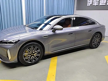 Fengyun A9L 2025 260 long battery life luxury version купить на сайте DeffCars