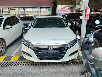 Accord 2018 260TURBO Deluxe Edition Guo VI купить по цене 2 288 176 ₽  на сайте DeffCars