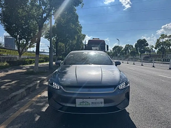 Qin PLUS 2023 Champion Edition EV 420KM Superior Model купить по цене 2 089 447 ₽  на сайте DeffCars