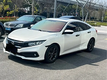 Civic 2019 220TURBO CVT Dynamic Edition National VI купить на сайте DeffCars