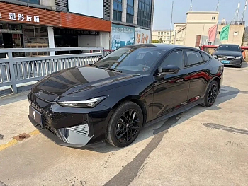 Changan UNI-V 2024 1.5T exclusive model купить на сайте DeffCars