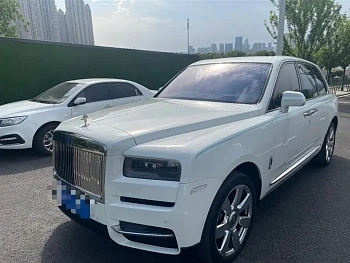 Cullinan 2018 four-seat version купить на сайте DeffCars