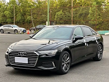Audi A6L 2021 45 TFSI Selected Elegant Model купить по цене 3 932 368 ₽  на сайте DeffCars